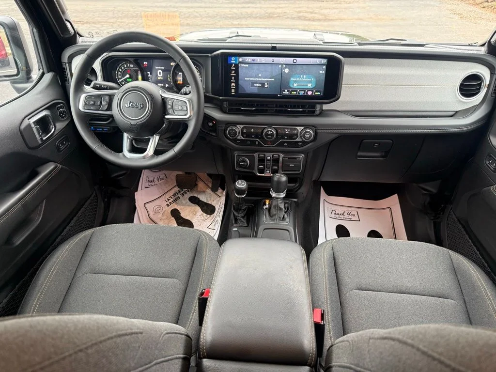 Used 2025 Black Jeep Sahara 4xe image 46