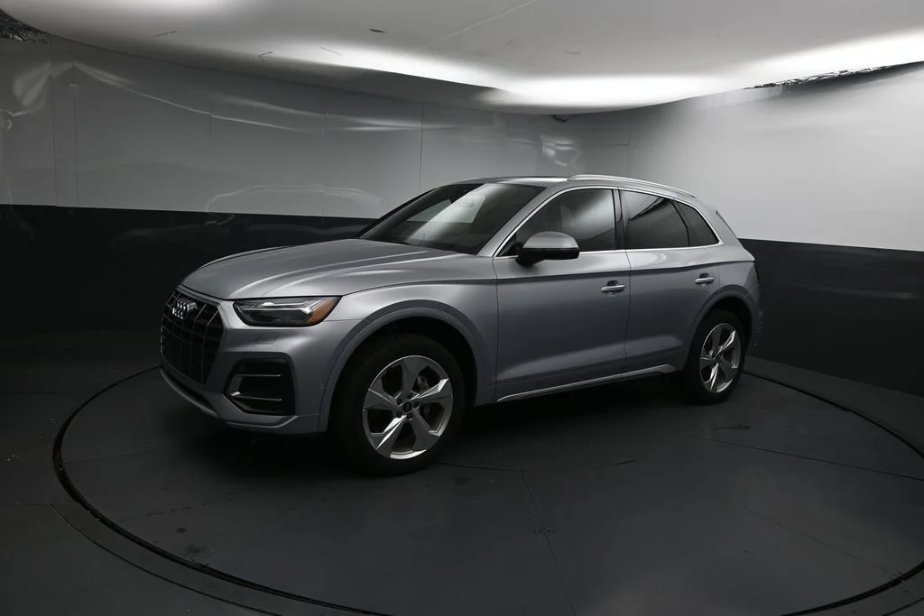2021 Audi Q5 45 Prestige's photo