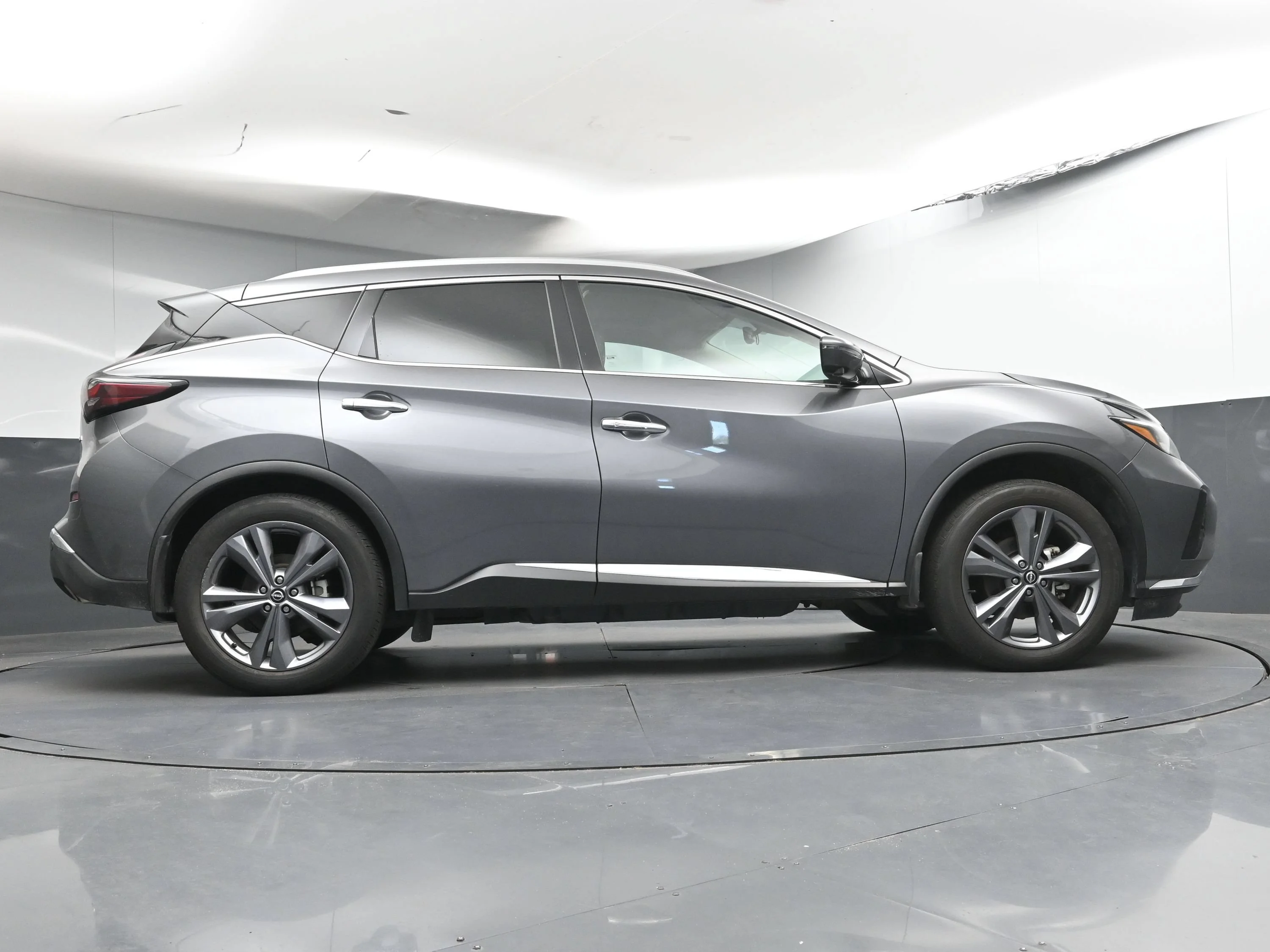 Certified Used 2024 Gun Metallic Nissan Platinum image 26