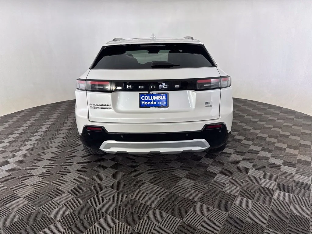 Used 2025 White Honda Touring image 6