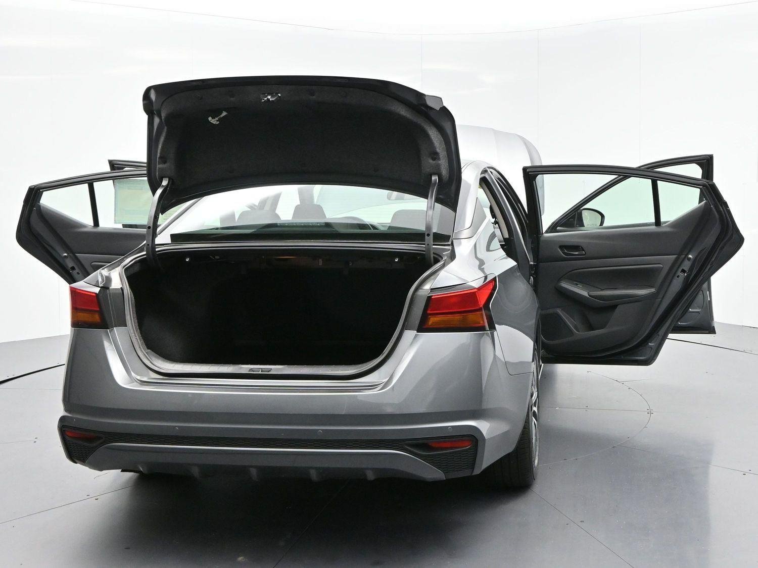 Used 2024 Gun Metallic Nissan 2.5 SV image 40
