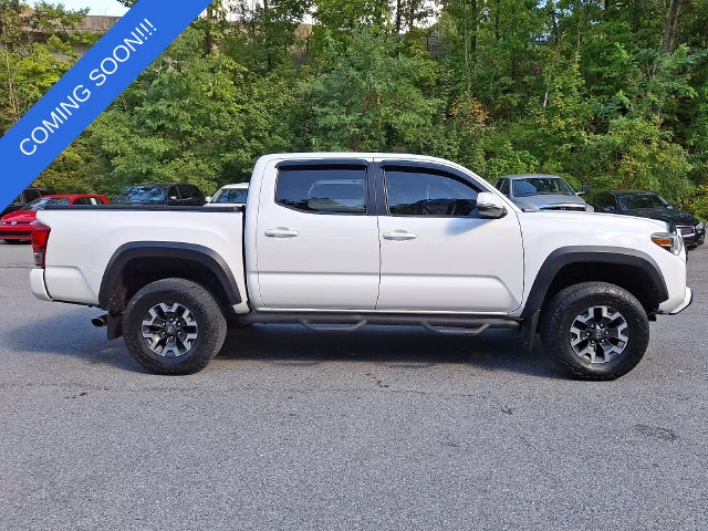 Used 2017 White Toyota TRD Off-Road image 12