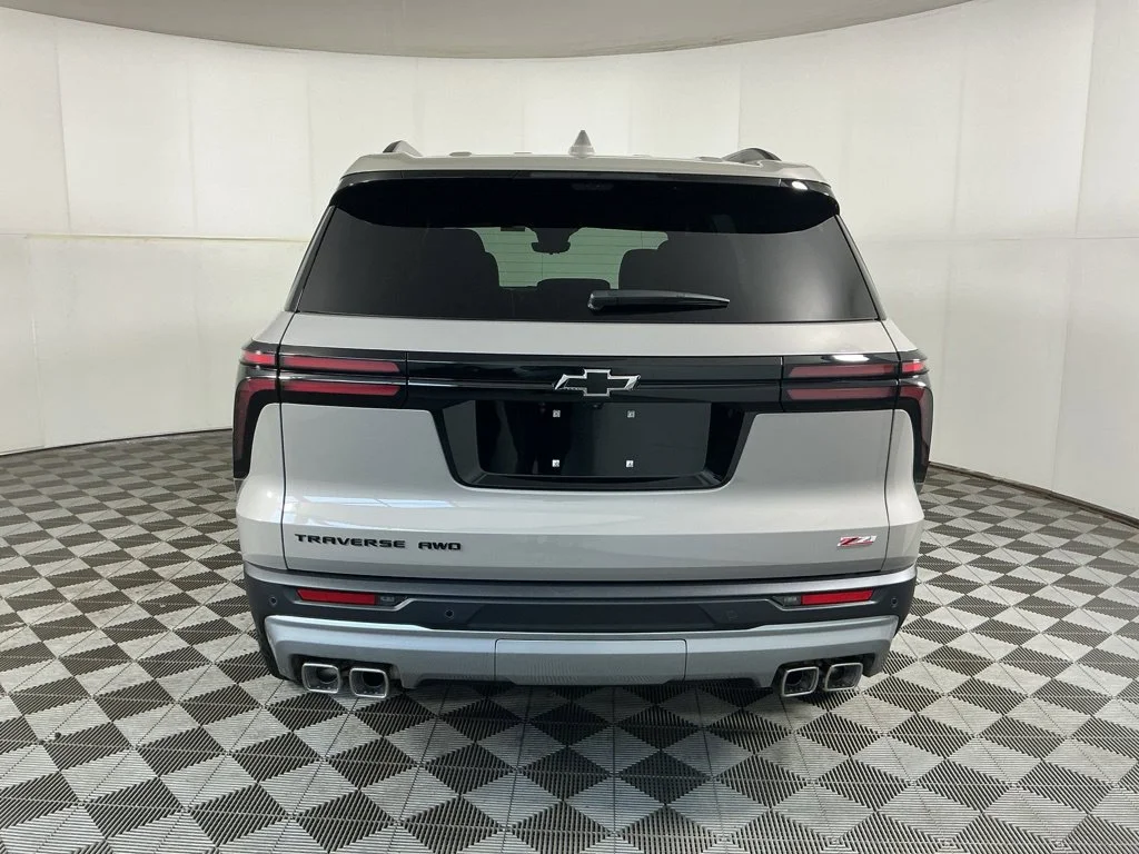New 2027 Sandstone Gray Chevrolet Z71 image 11