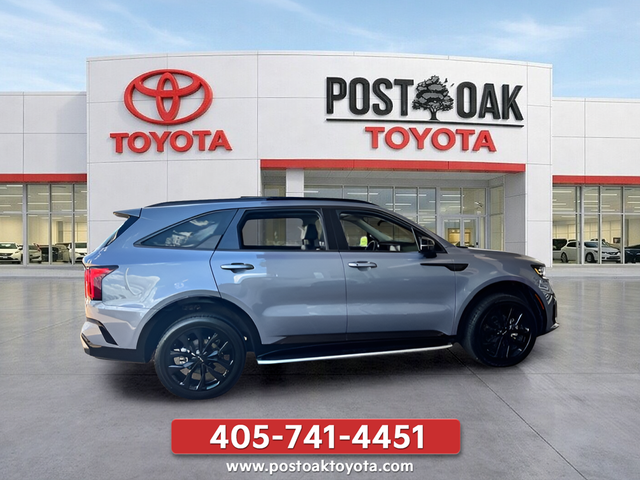 Used 2023 Silver Kia SX image 8