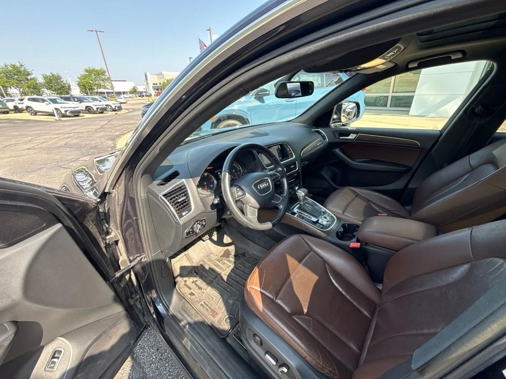 Used 2015 Moonlight Blue Audi 2.0T Premium image 12