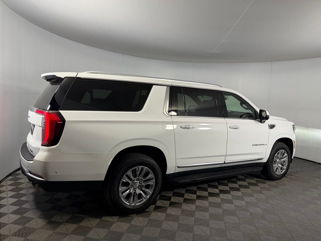 Used 2025 White GMC Denali image 6