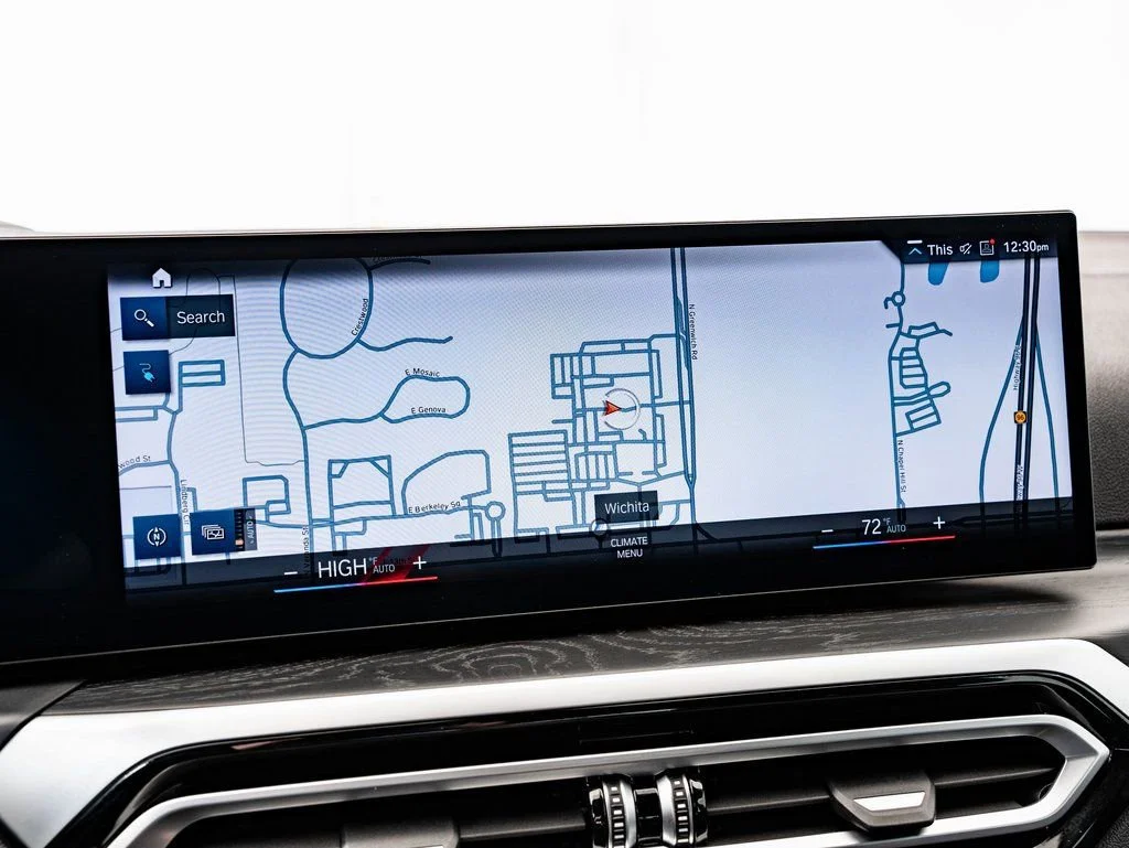 Used 2023 Alpine White BMW eDrive40 image 32