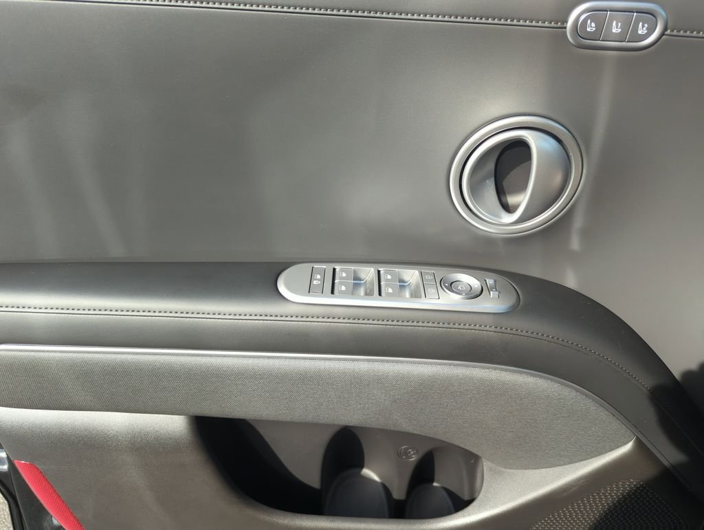Used 2026 Black Hyundai Calligraphy image 17