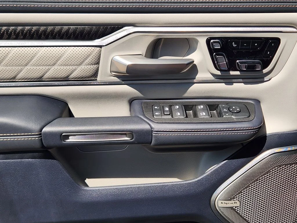 2025 RAM 1500 Tungsten - Photo 17