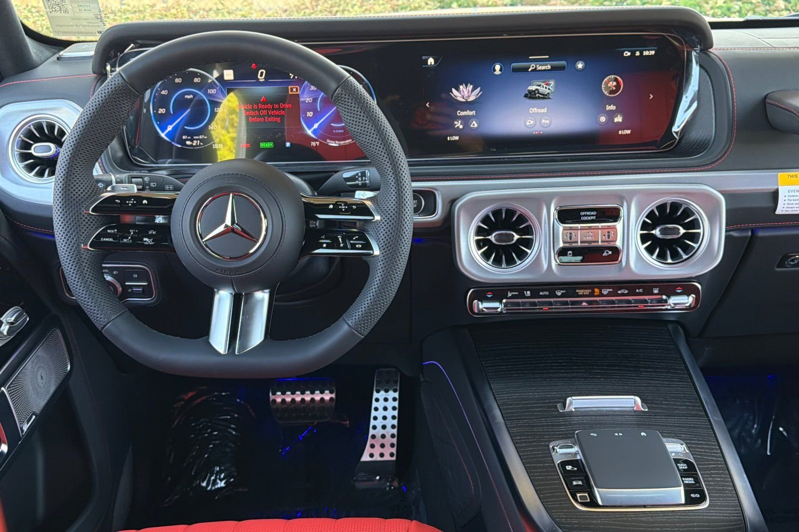 New 2027 MANUFAKTUR Moonlight White Metallic Mercedes-Benz G 580e image 26