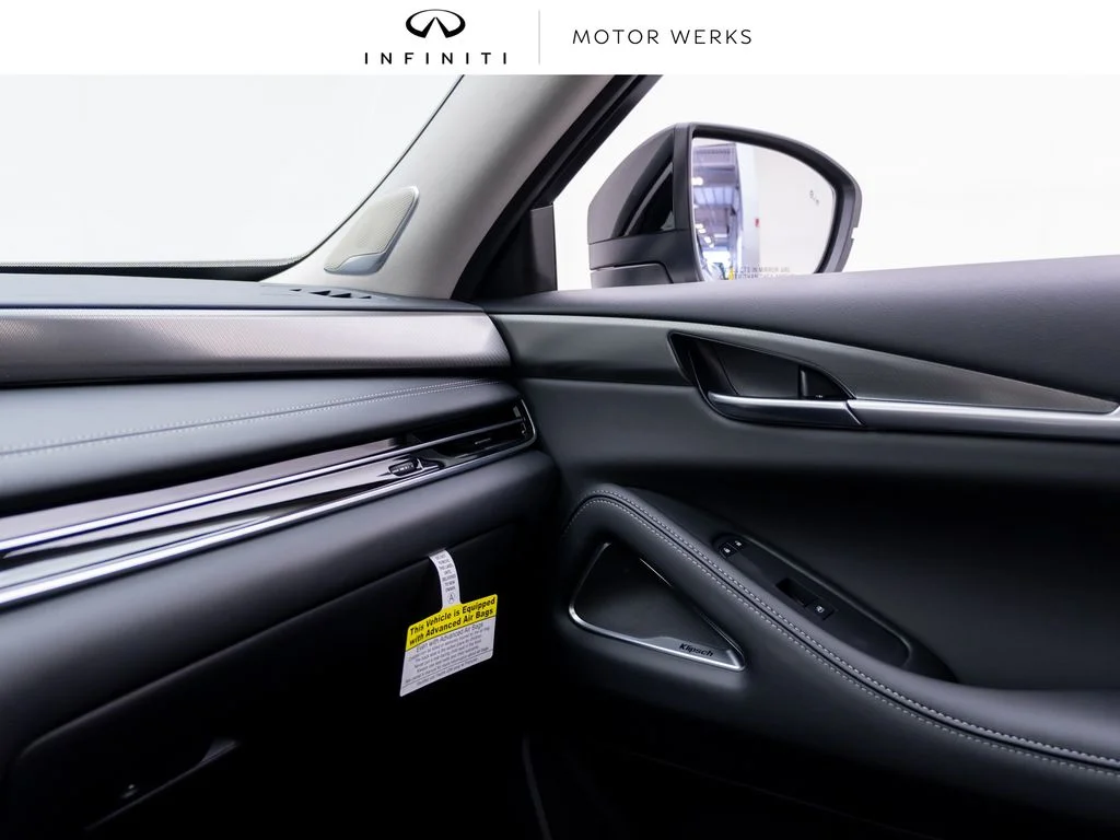 New 2027 DEEP EMERALD INFINITI Luxe AWD image 30