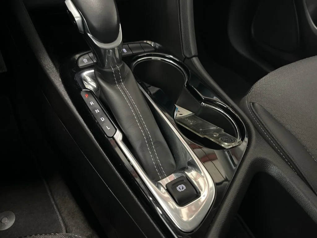 Used 2023 Black Buick Select image 15