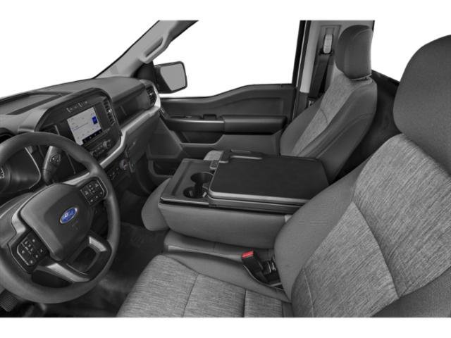 Used 2023  Ford  image 9