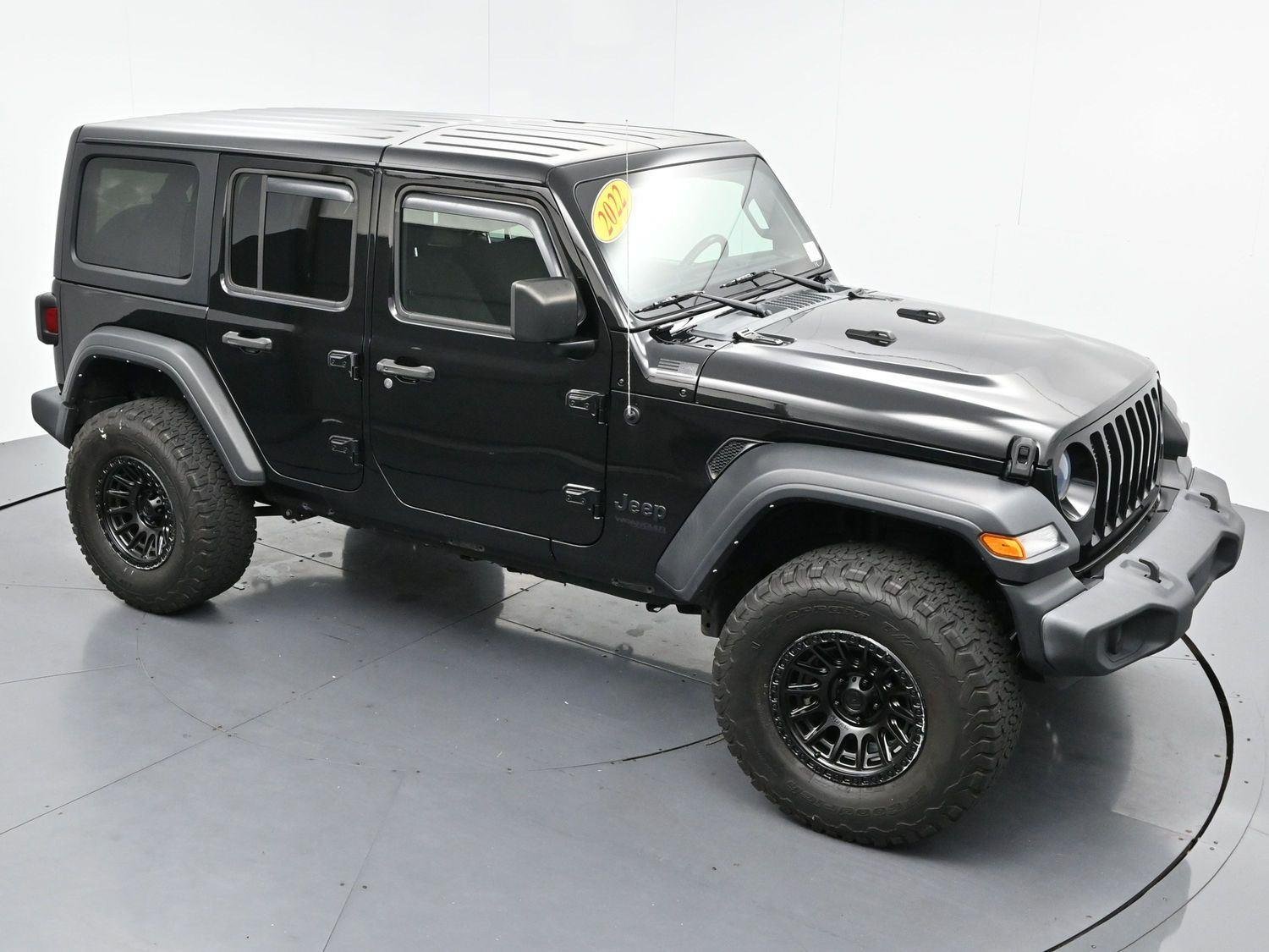 Used 2022 Black Clearcoat Jeep Unlimited Sport S image 29