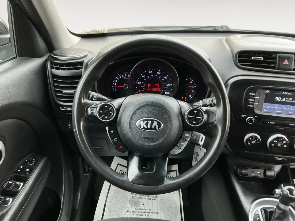Used 2019 Black Kia Base image 12