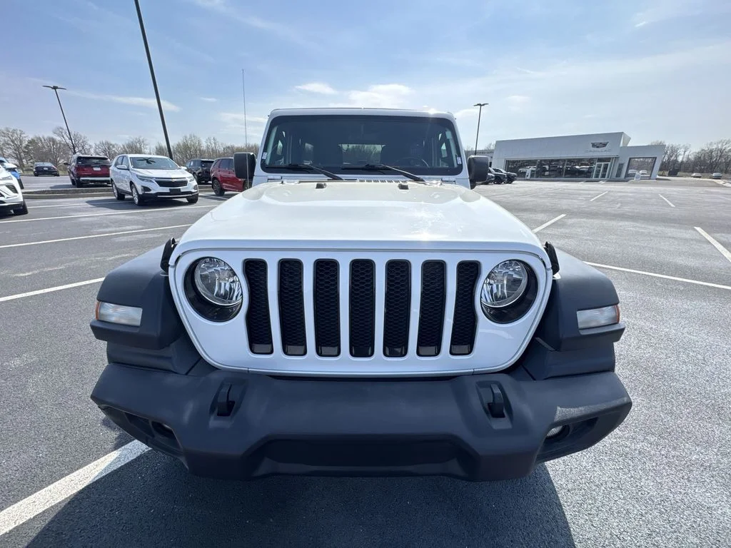 Used 2020 White Jeep Unlimited Sport Altitude image 26