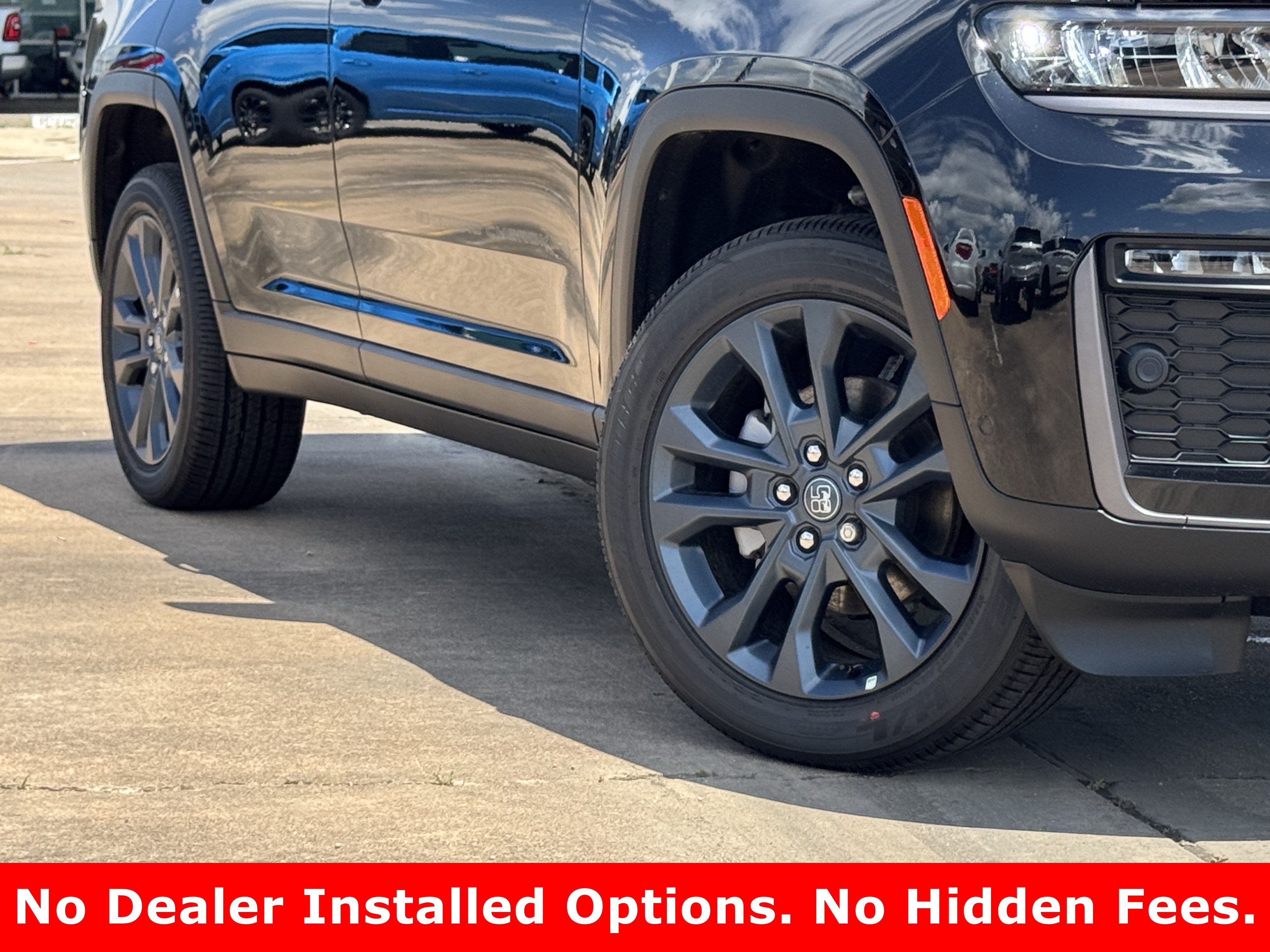 New 2026 Diamond Black Crystal Pearl-Coat Exterior Paint Jeep 85th Anniversary Edition image 11