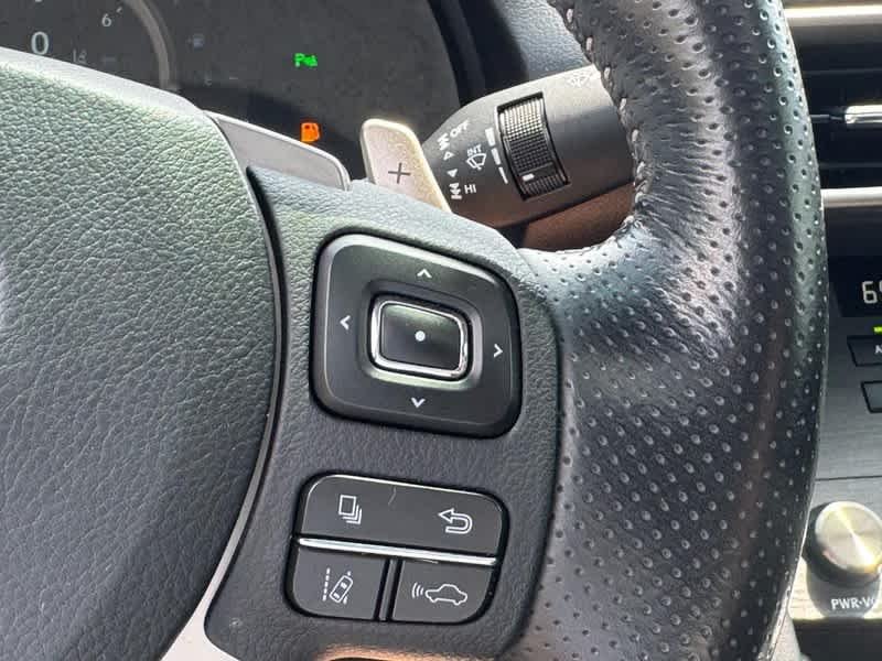 Used 2020 Atomic Silver Lexus F SPORT image 17