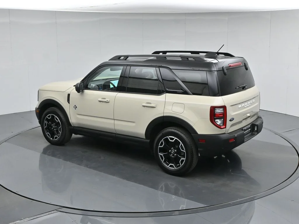 Certified Used 2025 Beige Ford Outer Banks image 45