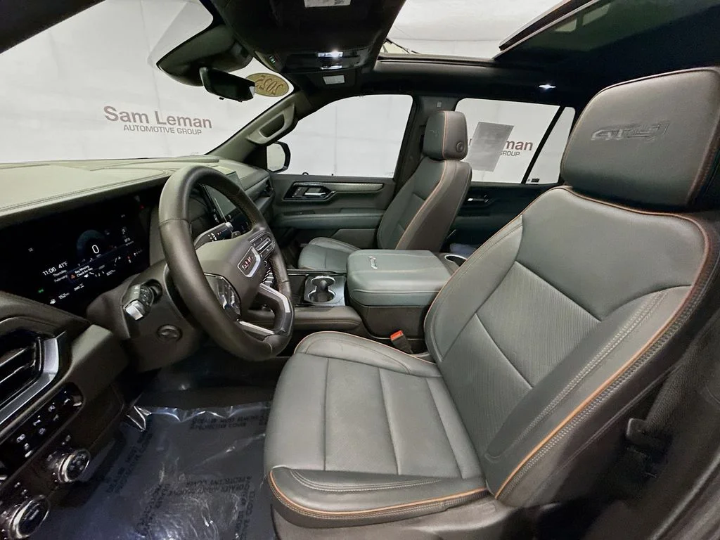 Used 2025 Silver GMC AT4 image 23