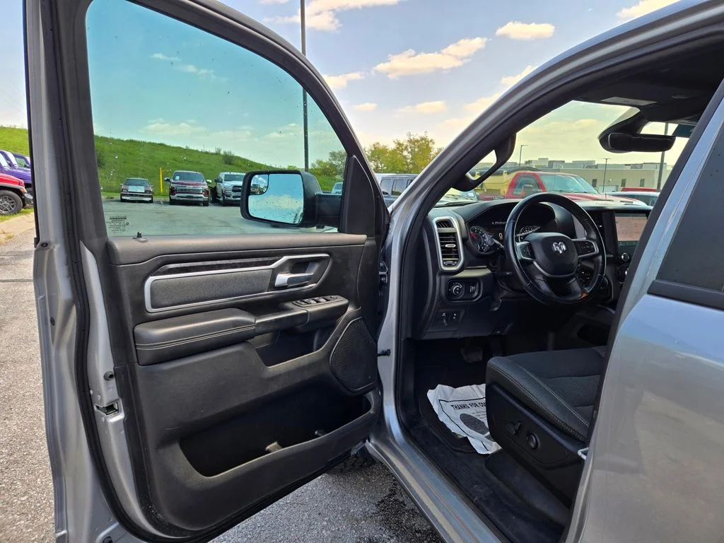 Used 2022 Silver Ram Big Horn/Lone Star image 14
