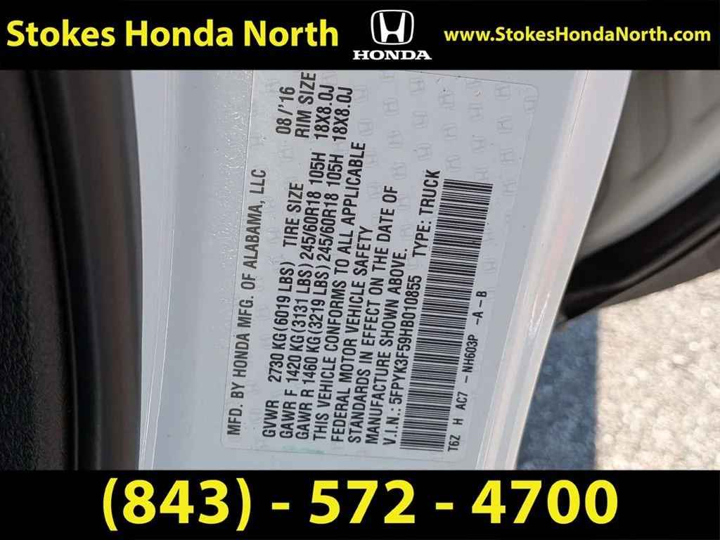 Used 2017  Honda RTL image 6