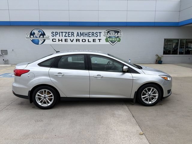 Used 2016  Ford SE image 11
