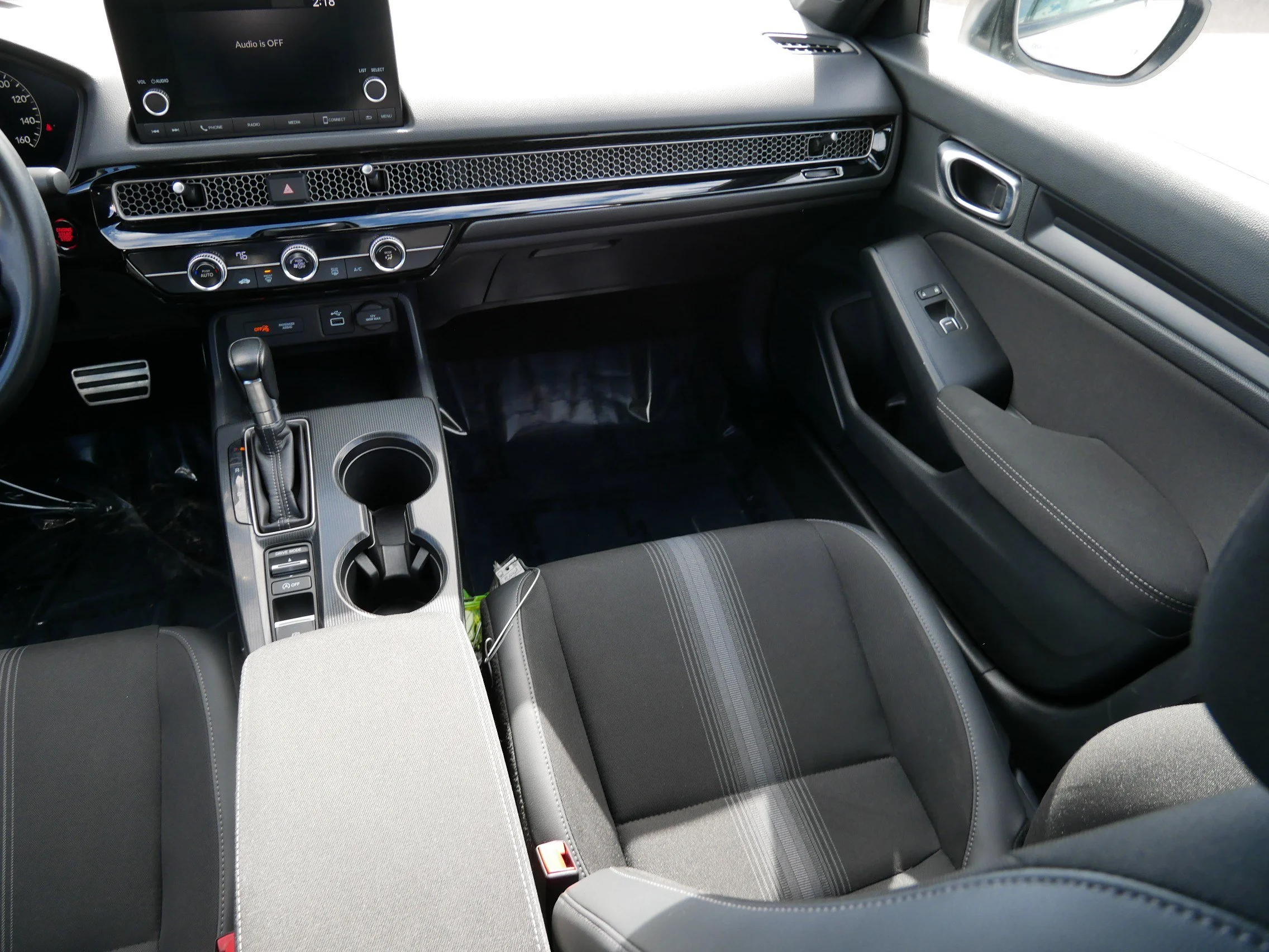 Used 2023 Platinum White Pearl Honda Sport image 11