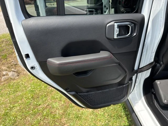 New 2026 White Jeep Moab 392 image 21