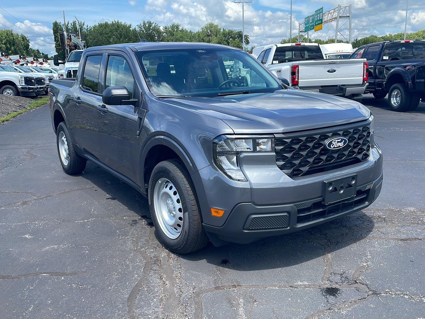 New 2026 Carbonized Gray Metallic Ford XL image 38