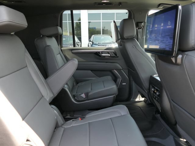 2026 Chevrolet Suburban Z71 - Photo 25