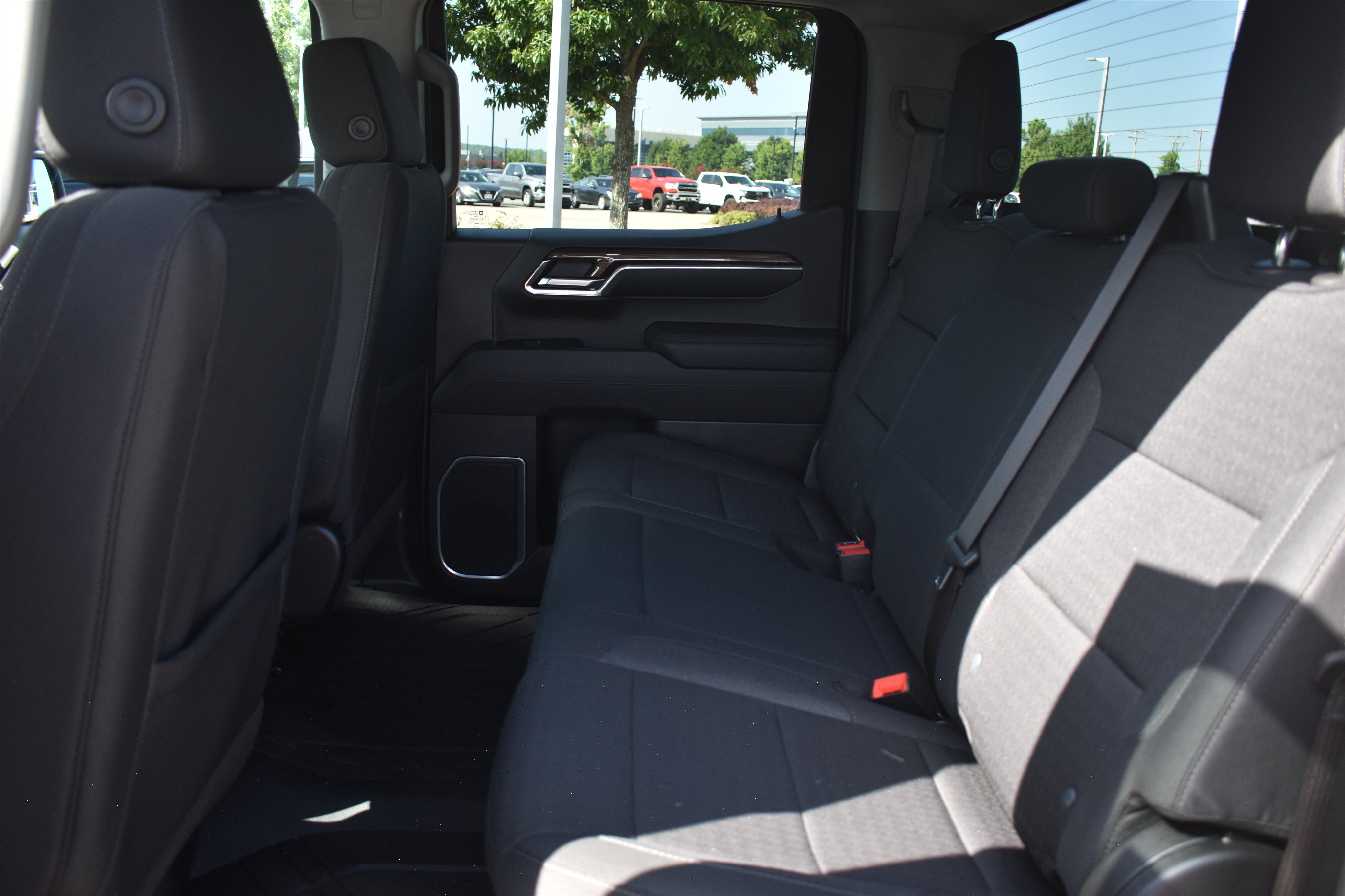 2024 Chevrolet Silverado 1500 RST - Photo 18