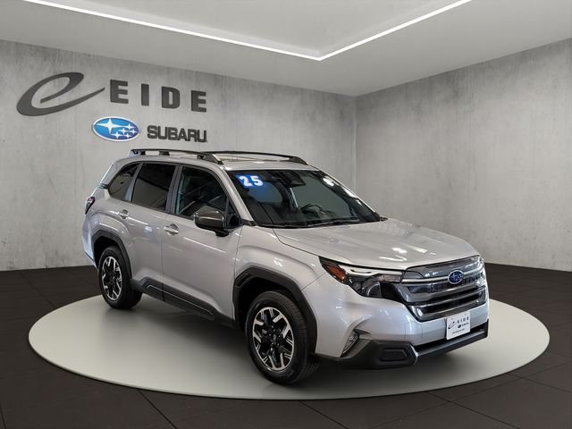 Used 2025 Ice Silver Metallic Subaru Premium image 1