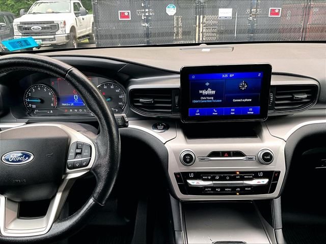 Used 2021 Silver Ford XLT image 6