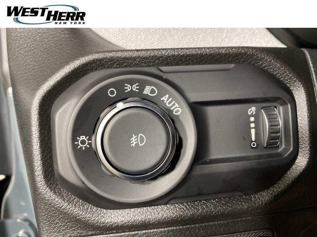 Used 2026 Anvil Clearcoat Jeep Sport S image 13