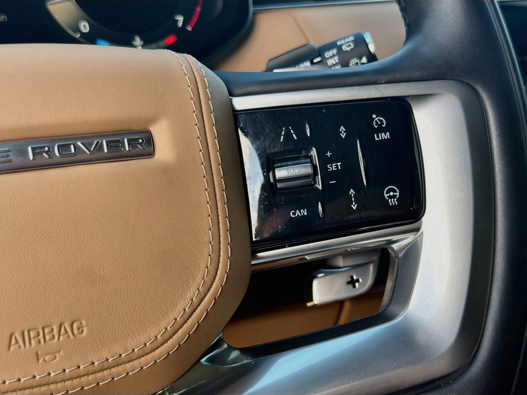 Used 2025 Gray Land Rover SE image 40
