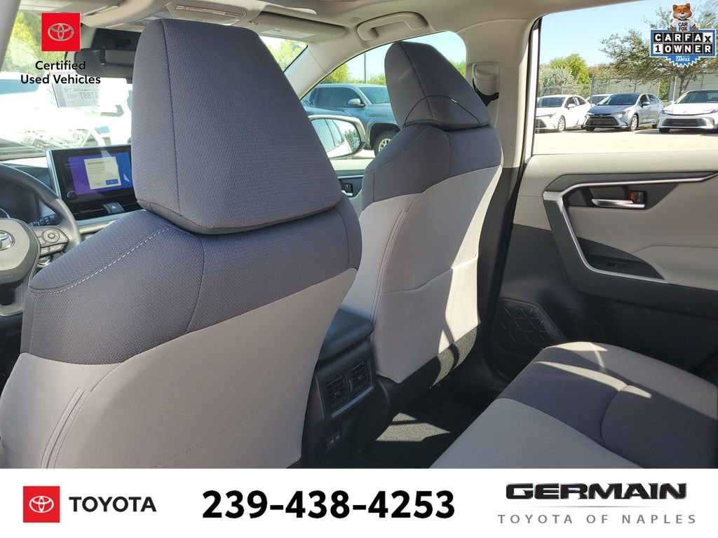 Used 2025 White Toyota XLE image 22