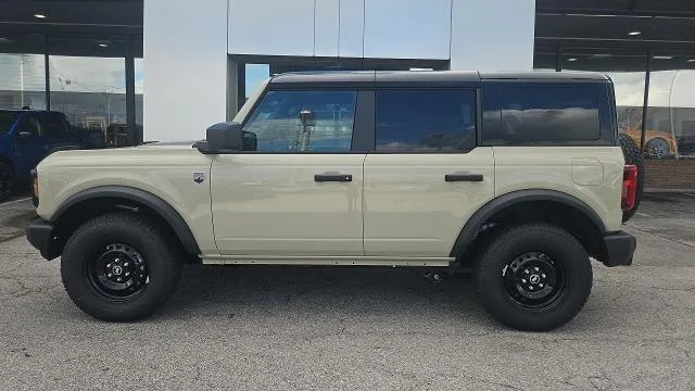 New 2026 Desert Sand Ford Big Bend 4WD image 22