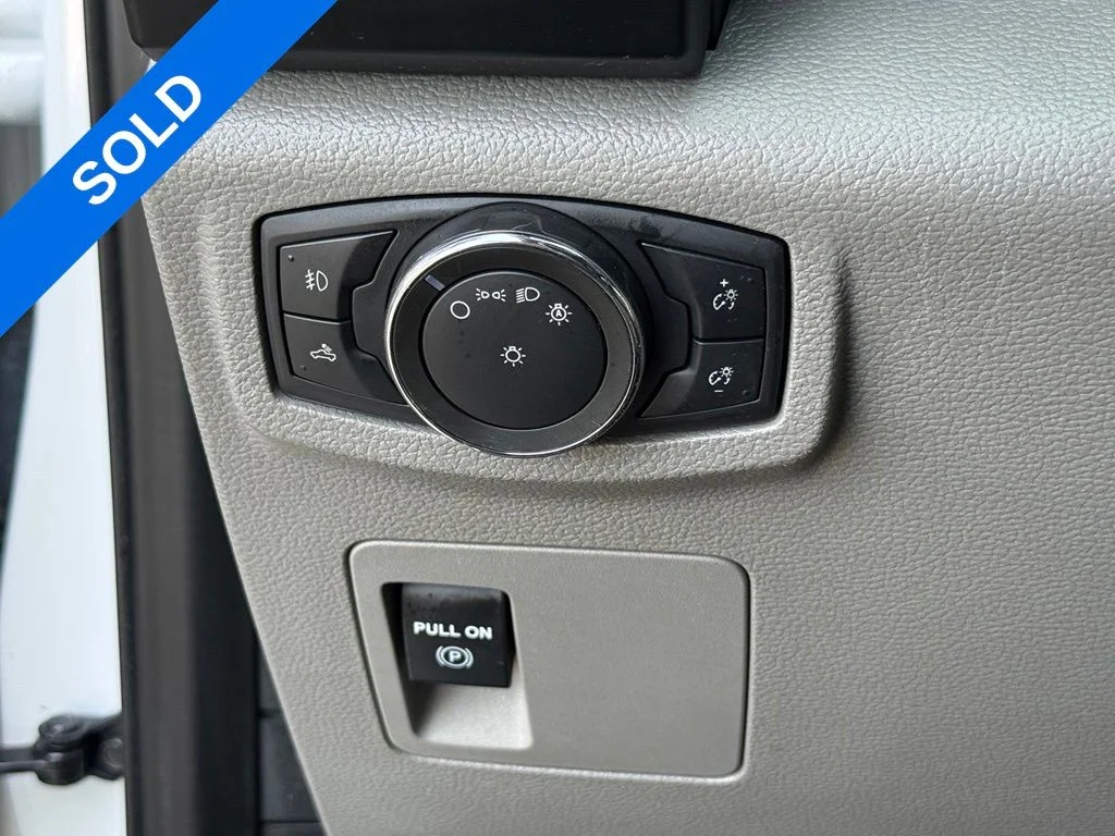 Used 2020 White Ford XL image 12