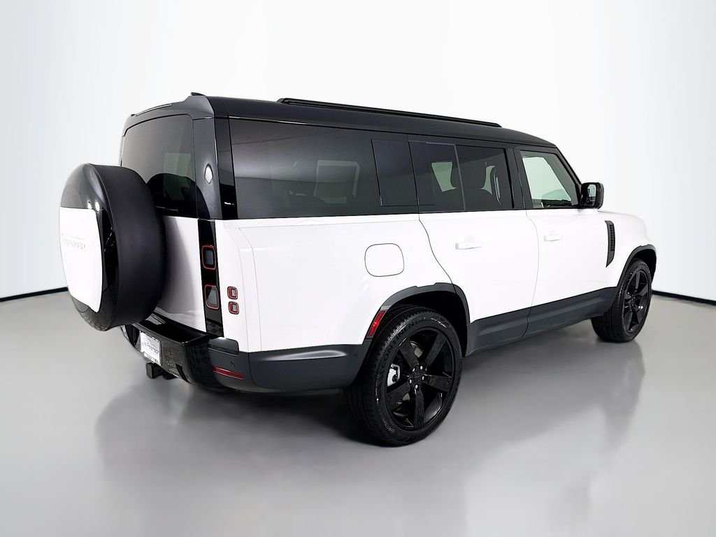 New 2026 Fuji White Land Rover S image 9