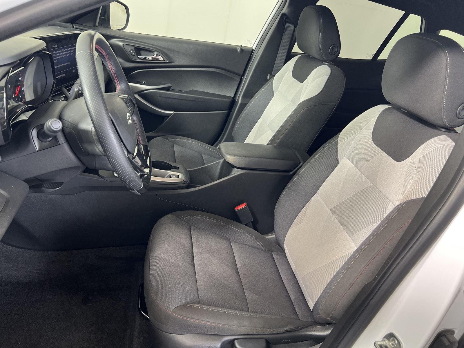 Used 2024 Summit White Chevrolet 1RS image 5