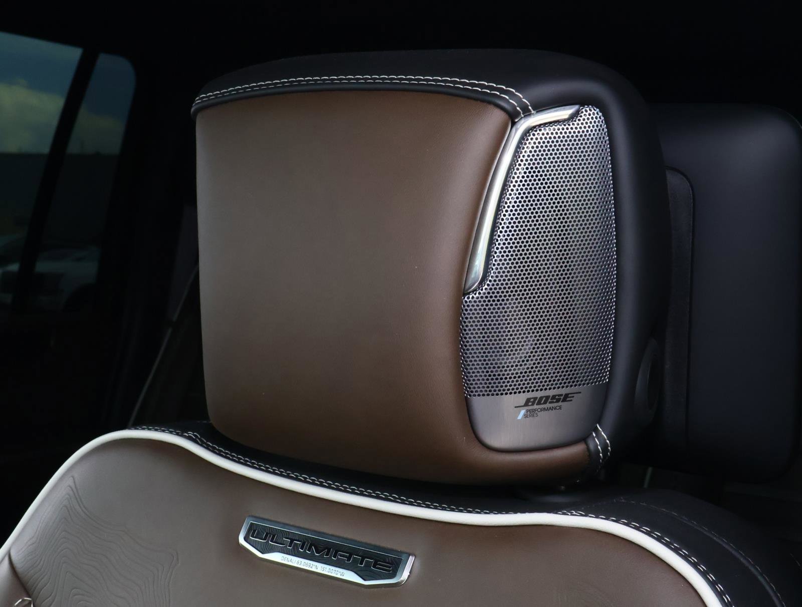 2025 GMC Yukon XL Denali Ultimate - Photo 19