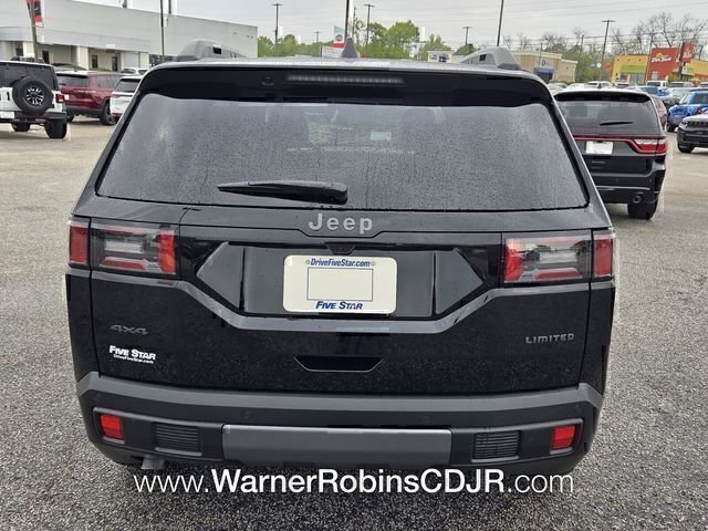 New 2026 Diamond Black Crystal Pearl-Coat Exterior Paint Jeep Limited image 10