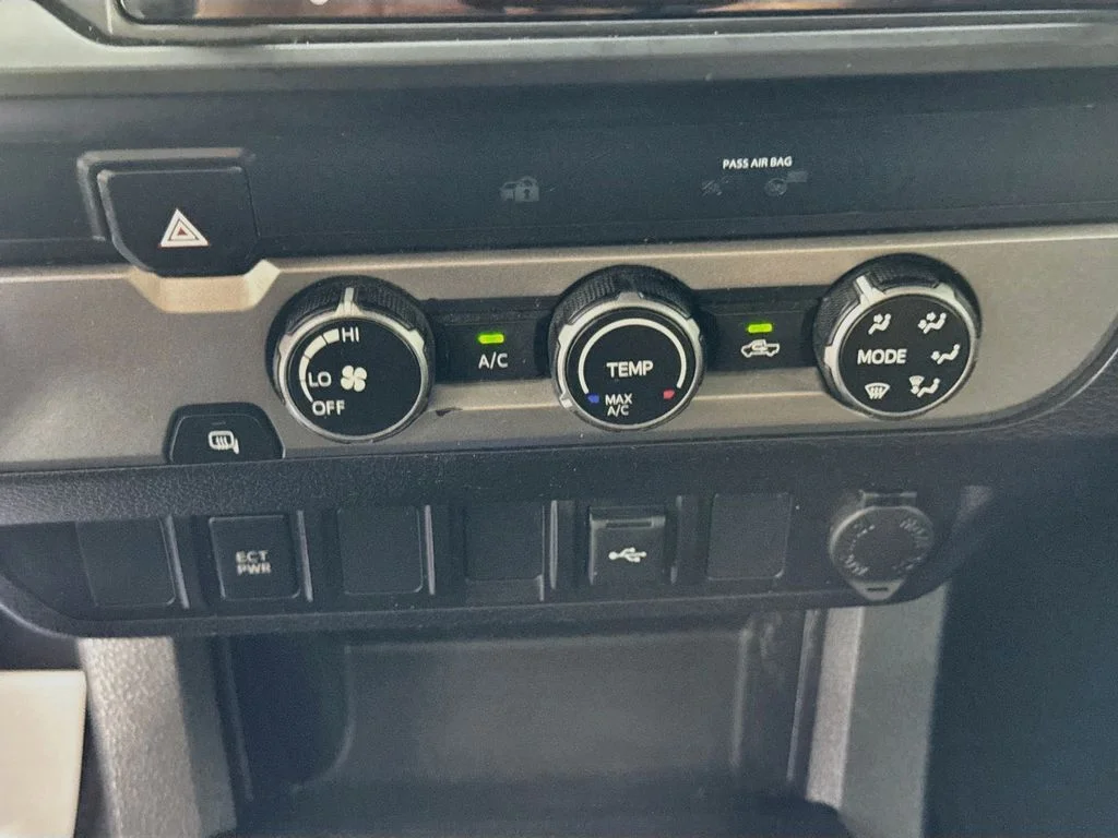 Used 2022 Silver Toyota SR image 17