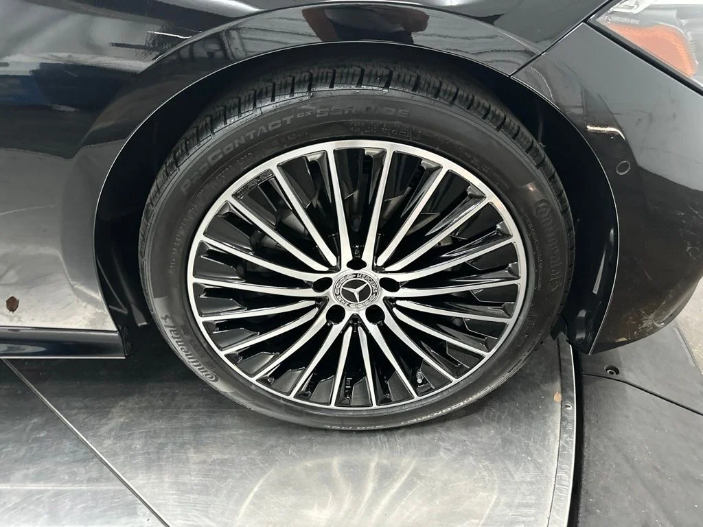New 2027 Black Mercedes-Benz CLE 300 image 9