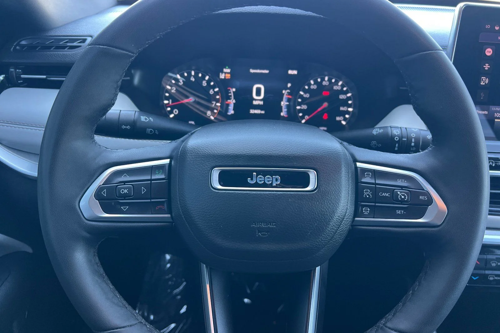 Used 2025 Red Jeep Limited image 21