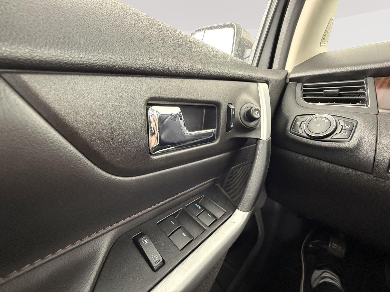 Used 2013 Mineral Grey Metallic Ford Limited image 20