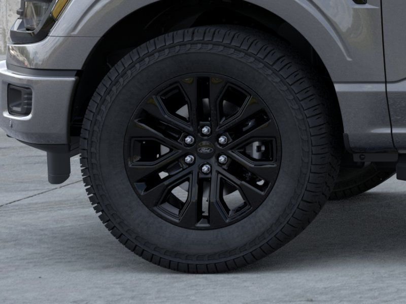 New 2026 Carbonized Gray Metallic Ford XLT image 19