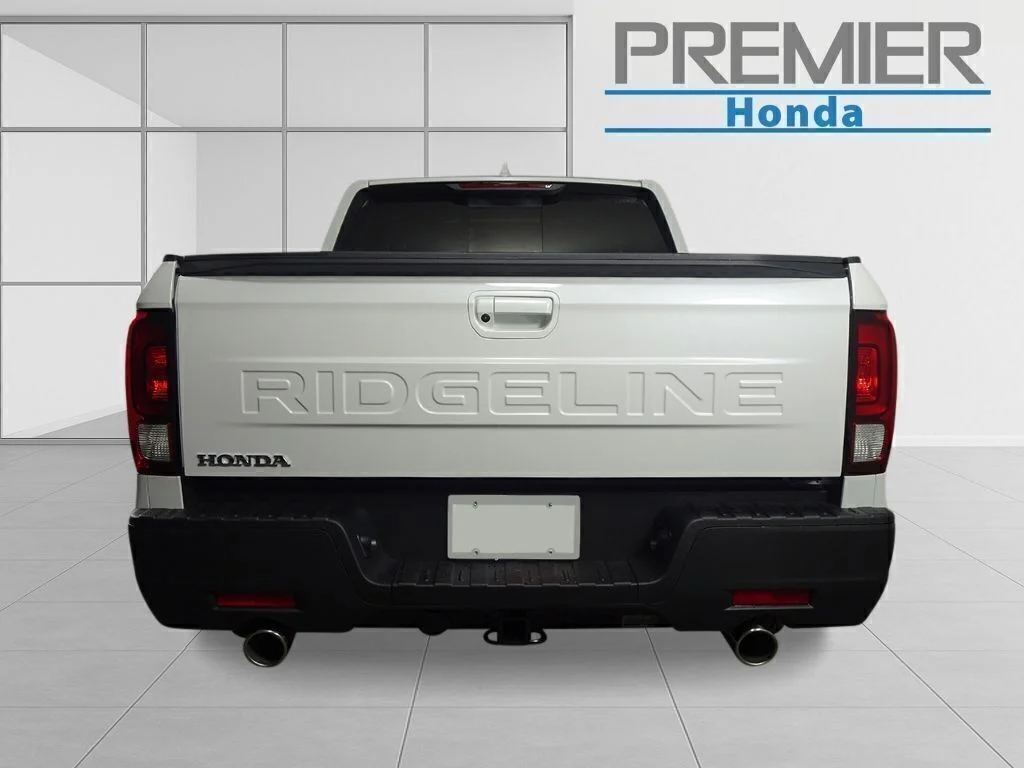 New 2026 White Honda RTL image 4