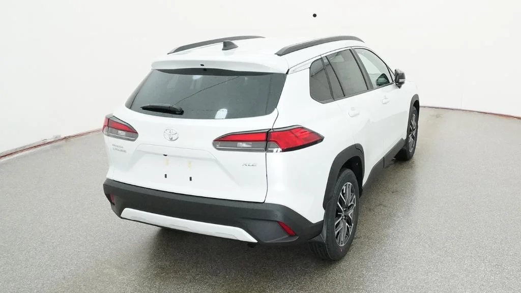 New 2026 Wind Chill Pearl Toyota XLE image 21
